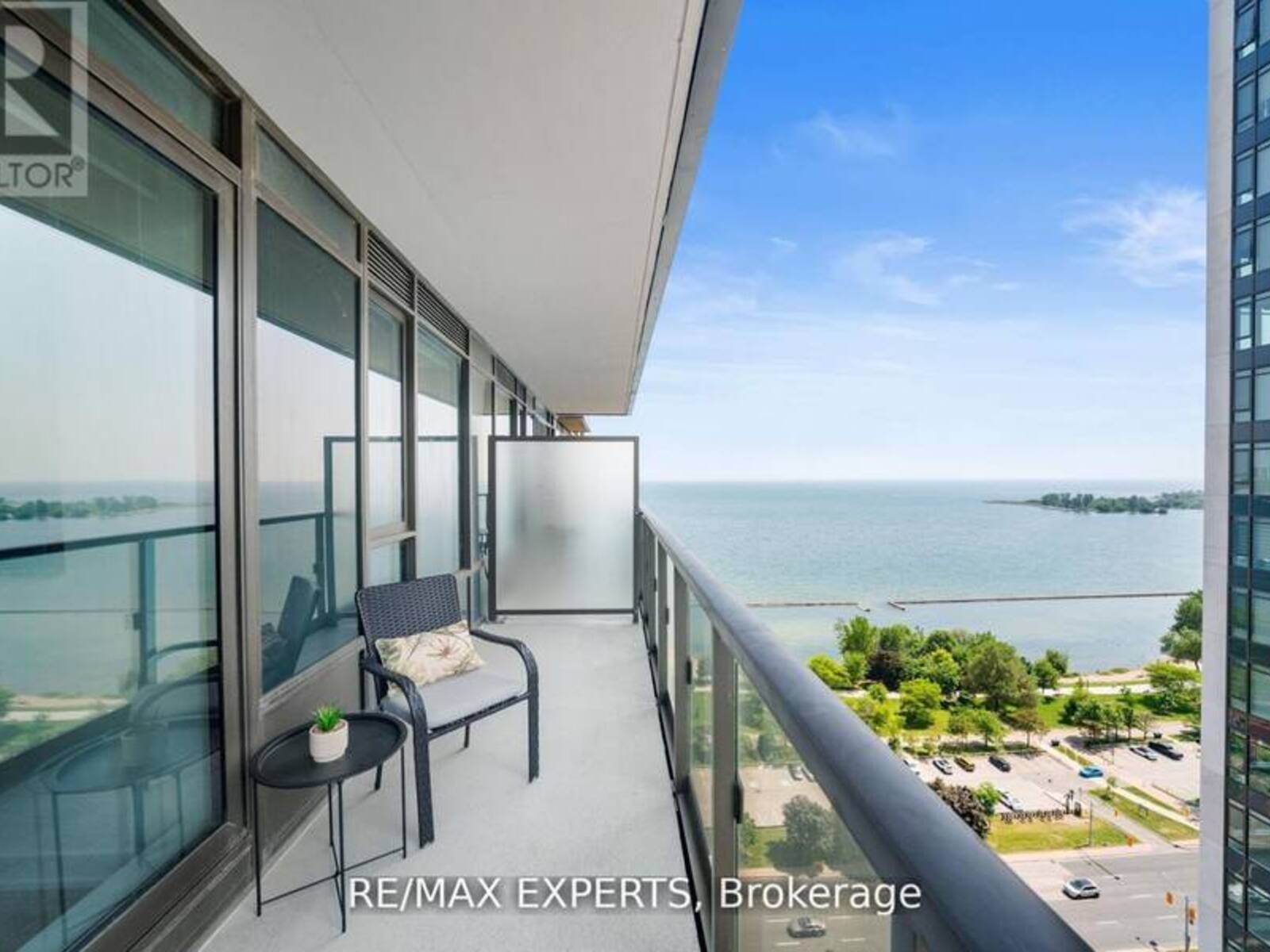 2512 - 1926 LAKE SHORE BOULEVARD W, Toronto, Ontario M6S 1A1