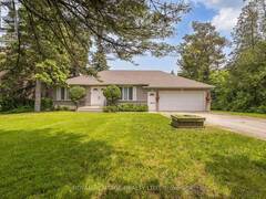 527 ROUGEMOUNT DRIVE Pickering Ontario, L1W 2C1
