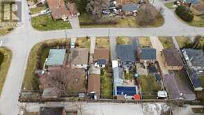 36 AINSDALE ROAD | Toronto Ontario | Slide Image Forty-four