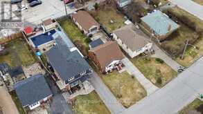 36 AINSDALE ROAD | Toronto Ontario | Slide Image Forty-nine
