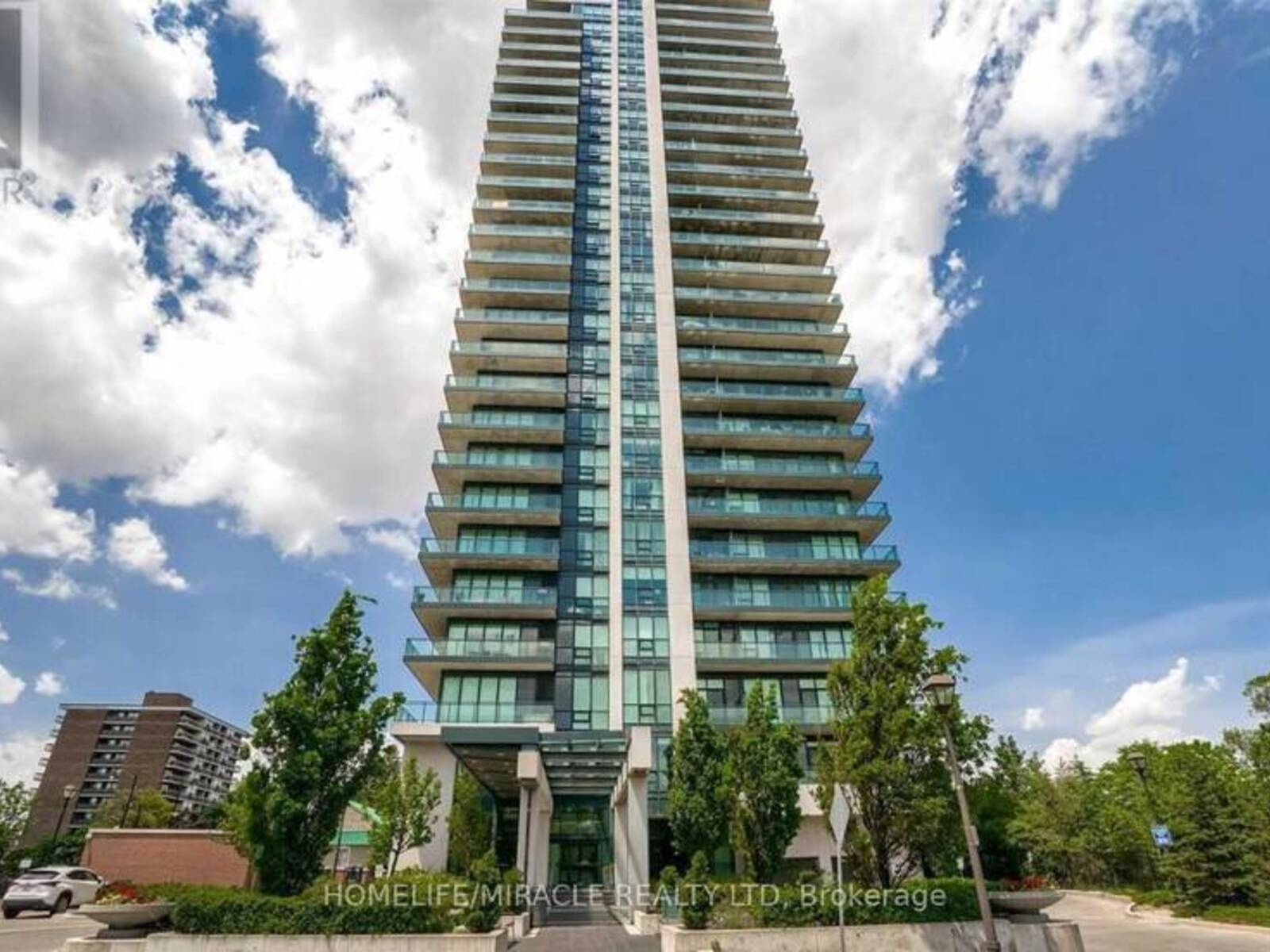 1002 - 100 JOHN STREET, Brampton, Ontario L6W 0A8