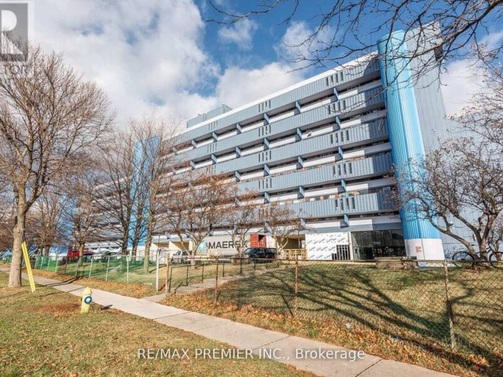 807 - 4673 JANE STREET, Toronto, Ontario M3N 2L1