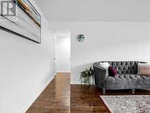 407 - 8 KINGSBRIDGE COURT | Toronto Ontario | Slide Image Eight