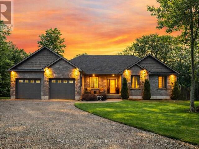 60 - 580381 SIDE ROAD Chatsworth Ontario, N0H 1C0 - 4 Bedrooms Home For Sale