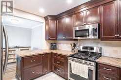 143 HUXLEY AVENUE S | Hamilton Ontario | Slide Image Twelve