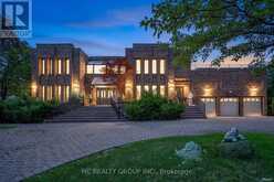9 FORSON COURT | Markham Ontario | Slide Image Four