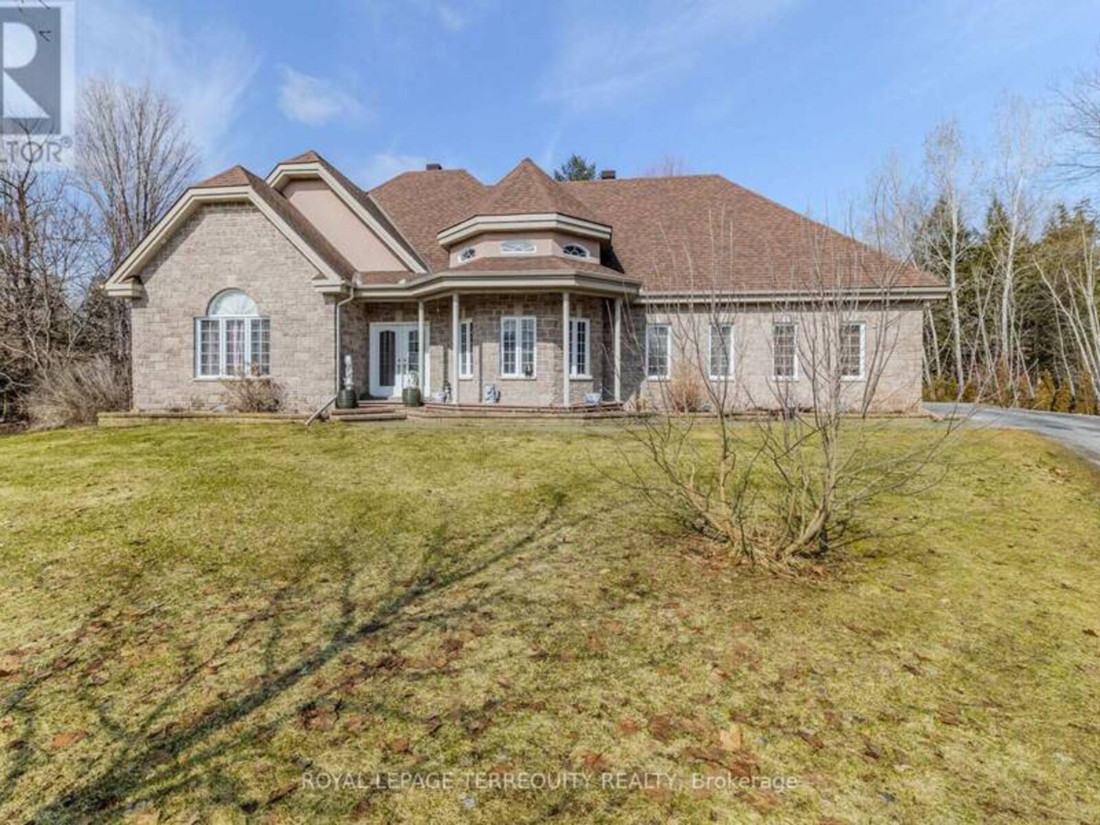 591 DU PARC ROAD, L'Orignal, Ontario K0B 1K0