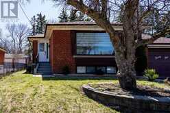 21 BENWAY DRIVE | Toronto Ontario | Slide Image Four