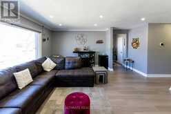 21 BENWAY DRIVE | Toronto Ontario | Slide Image Sixteen