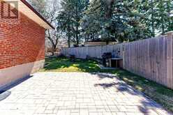 21 BENWAY DRIVE | Toronto Ontario | Slide Image Seven