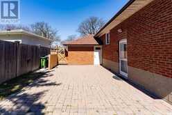 21 BENWAY DRIVE | Toronto Ontario | Slide Image Eight