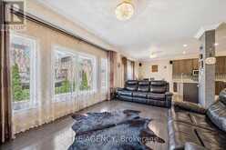 32 TIMNA CRESCENT | Vaughan Ontario | Slide Image Nine