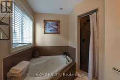 254 RYMAL ROAD W | Hamilton Ontario | Slide Image Sixteen