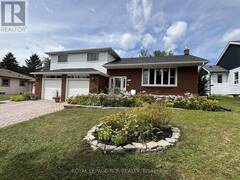 1049 ELGIN STREET Newmarket Ontario, L3Y 3C3
