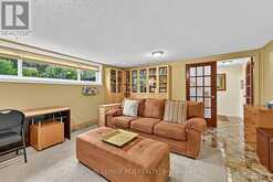 1049 ELGIN STREET | Newmarket Ontario | Slide Image Nineteen