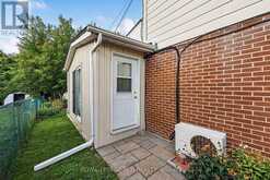 1049 ELGIN STREET | Newmarket Ontario | Slide Image Thirty