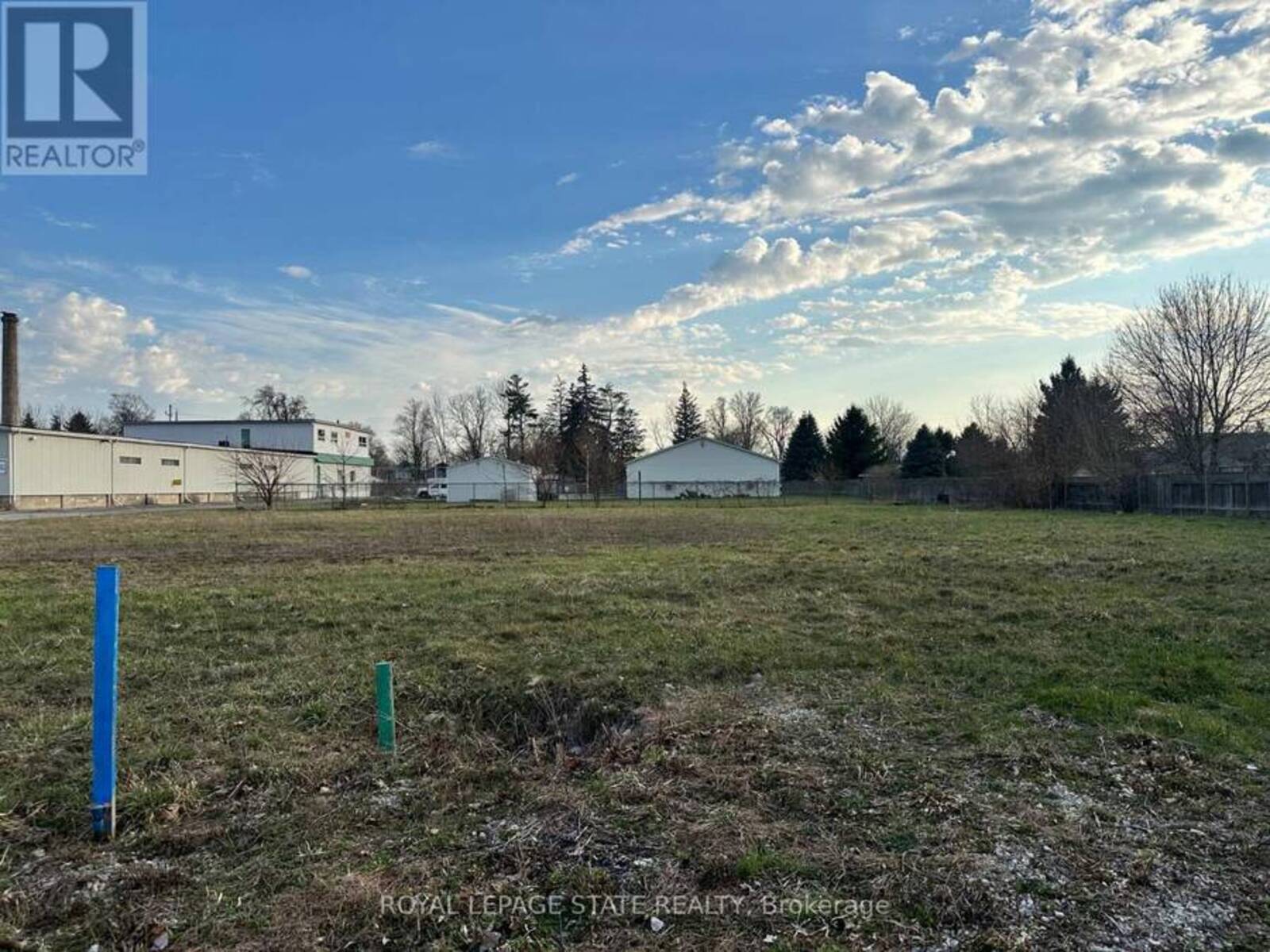 205 CROSS STREET E, Dunnville, Ontario N1A 0B4