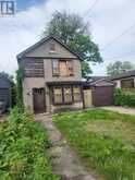 198 BEACH BOULEVARD | Hamilton Ontario | Slide Image Five