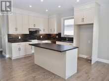 11 SYCAMORE DRIVE | Tillsonburg Ontario | Slide Image Four