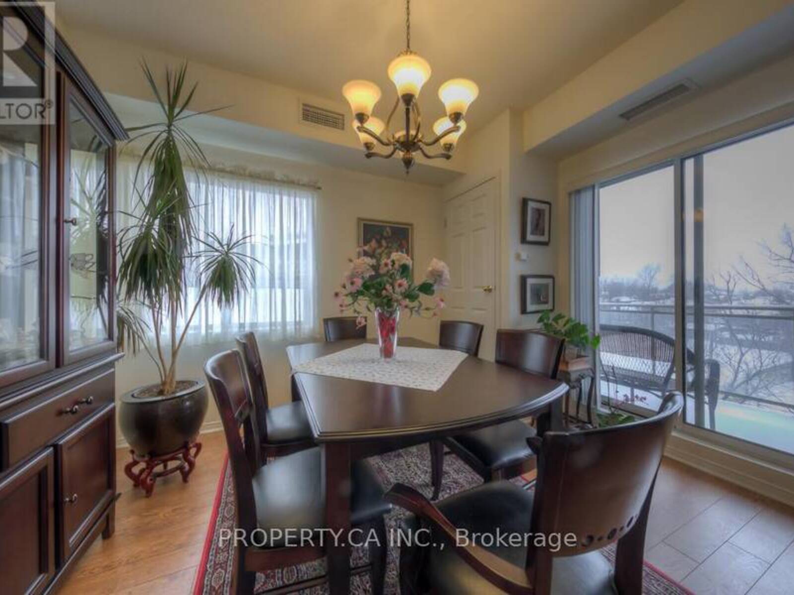 301 - 778 SHEPPARD AVENUE W, Toronto, Ontario M3H 6B7