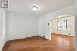 23 FREDERICK AVENUE | Hamilton Ontario | Slide Image Twelve