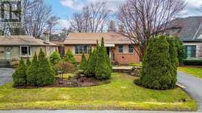 1051 MELVIN AVENUE | Oakville Ontario | Slide Image Four