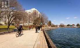 703 - 2285 LAKE SHORE BOULEVARD W | Toronto Ontario | Slide Image Nine