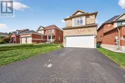 124 TUNBRIDGE ROAD | Barrie Ontario | Slide Image Three