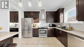 868 WRENWOOD DRIVE | Oshawa Ontario | Slide Image Thirteen