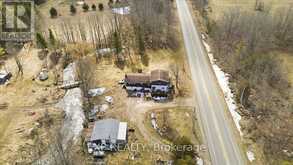 303 BRUCE RD 9 | Georgian Bluffs Ontario | Slide Image Thirty-two