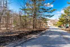 19 BIRCH GROVE DRIVE | Oro-Medonte Ontario | Slide Image Three