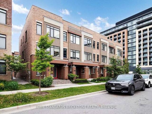 215 SALTERTON CIRCLE Vaughan Ontario, L6A 4Z2 - 4 Bedrooms Home For Sale