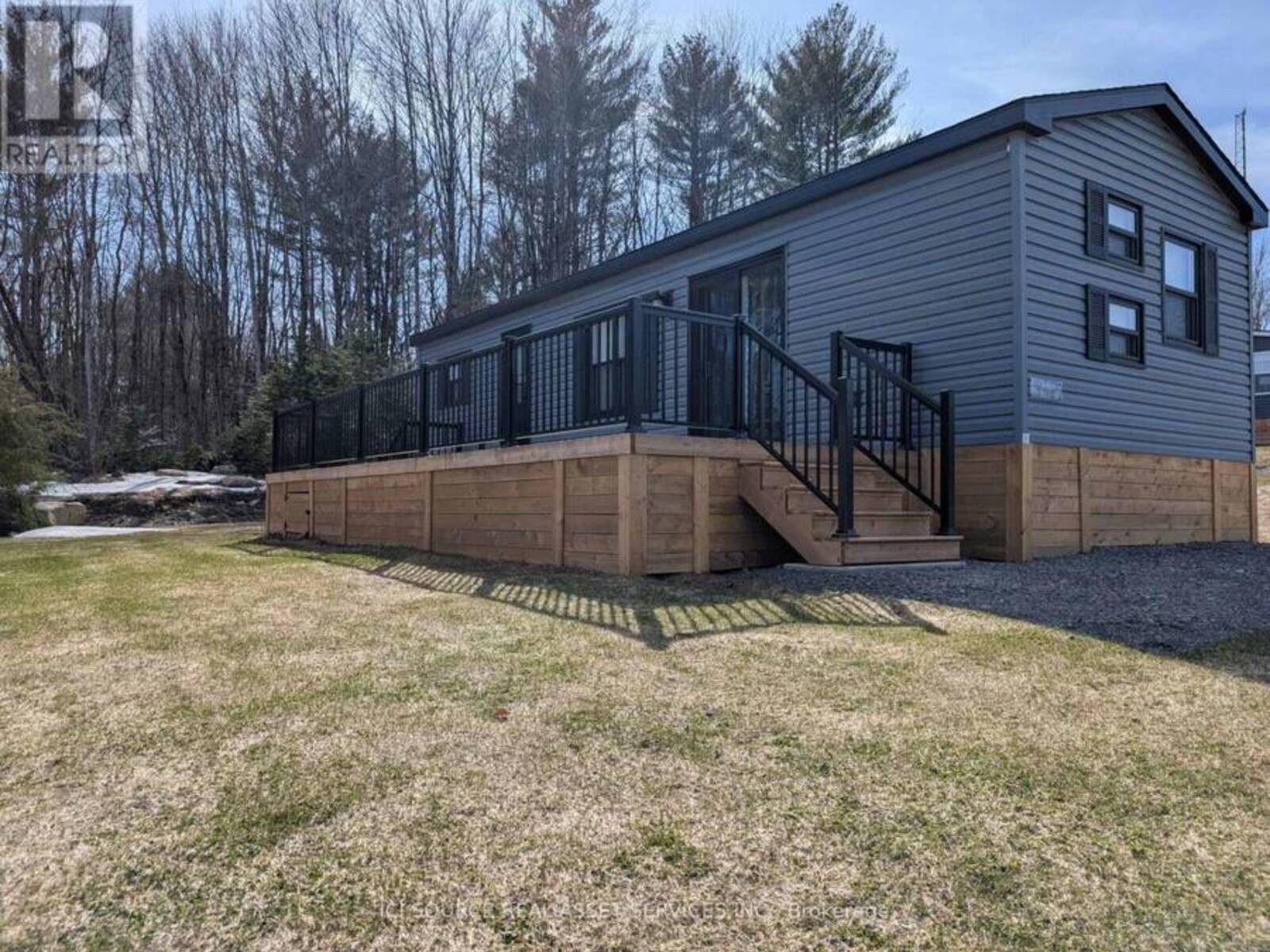 LKR036 - 1047 BONNIE LAKE CAMP ROAD, Bracebridge, Ontario P1L 1W9