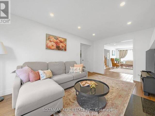 54 BRAEBURN DRIVE Markham Ontario, L3T 4W8 - 6 Bedrooms Home For Sale