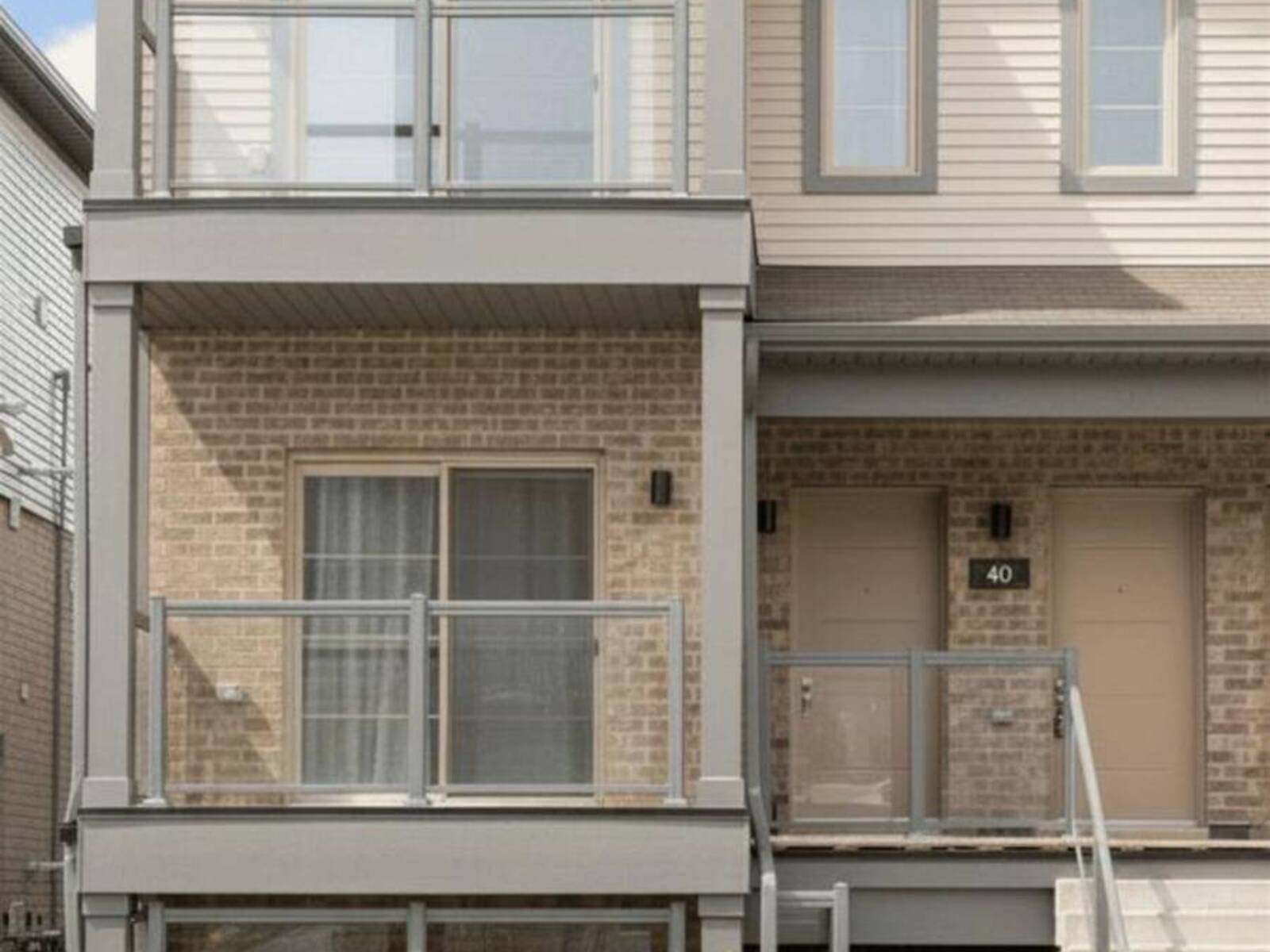 40 - 205 WEST OAK TRAIL, Kitchener, Ontario N2R 0R9