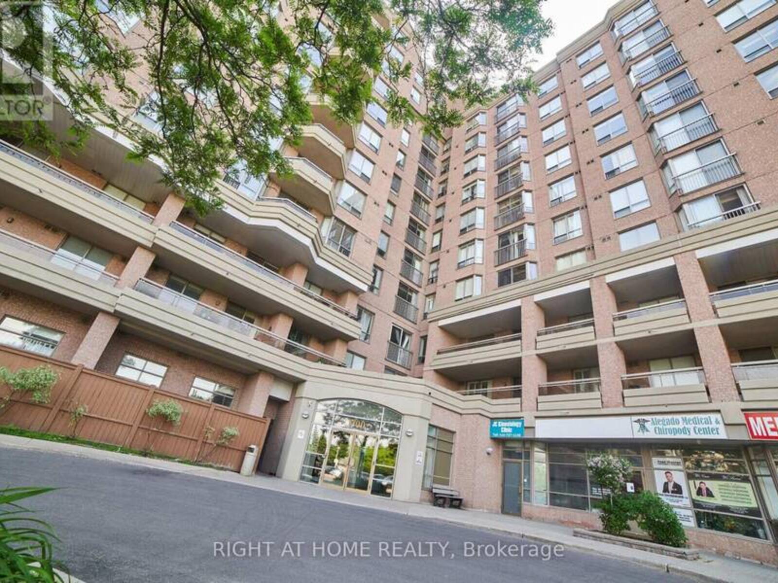 609 - 1700 EGLINTON AVENUE E, Toronto, Ontario M4A 2X4