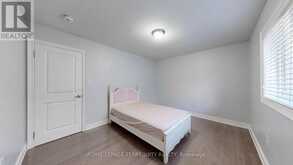 28 RICHMOND PARK DRIVE | Georgina Ontario | Slide Image Thirty-eight