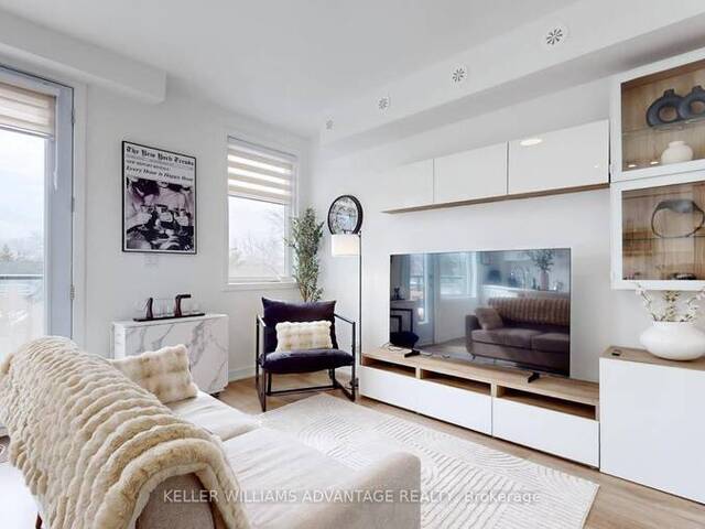 2 - 1479 O'CONNOR DRIVE Toronto Ontario, M4B 2V5 - 3 Bedrooms Condo For Sale