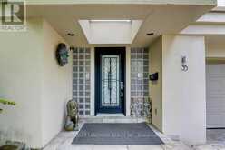 35 GARDINER ROAD E | Toronto Ontario | Slide Image Two