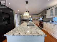 35 GARDINER ROAD E | Toronto Ontario | Slide Image Eight