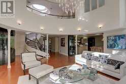 35 GARDINER ROAD | Toronto Ontario | Slide Image Twelve