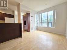 TH120 - 38 LEE CENTRE DRIVE | Toronto Ontario | Slide Image Ten
