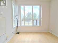 TH120 - 38 LEE CENTRE DRIVE | Toronto Ontario | Slide Image Thirteen