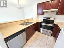 TH120 - 38 LEE CENTRE DRIVE | Toronto Ontario | Slide Image Nine