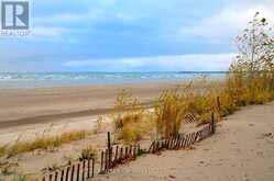 28 PLEASANT BAY LANE | Wasaga Beach Ontario | Slide Image Thirteen