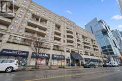 620 - 550 FRONT STREET W | Toronto Ontario | Slide Image One