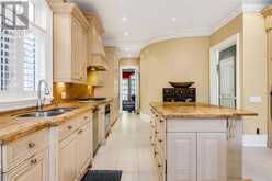 45 MATHERSFIELD DRIVE | Toronto Ontario | Slide Image Nine