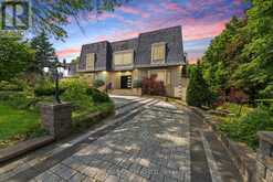 106 TEEFY AVENUE | Richmond Hill Ontario | Slide Image Two
