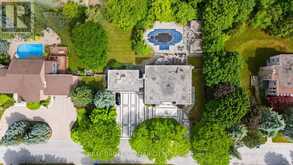 106 TEEFY AVENUE | Richmond Hill Ontario | Slide Image Three