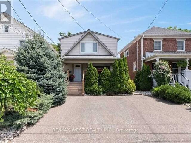 152 YORK STREET St. Catharines Ontario, L2R 6E7 - Property For Sale